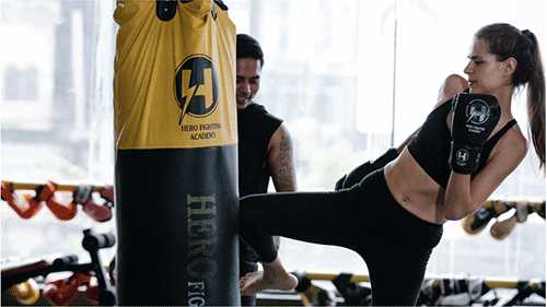 Individual kickboxing session